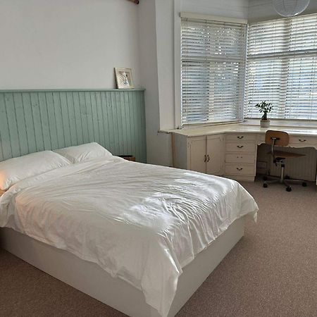 Golders Green Apartment London Bagian luar foto