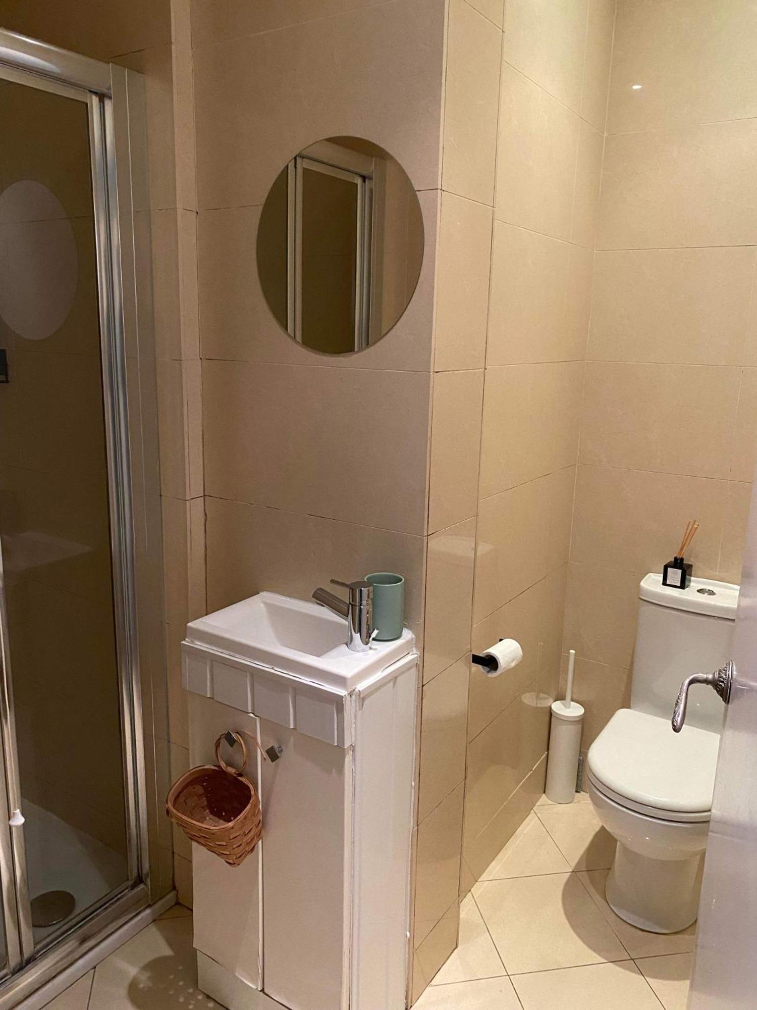 Golders Green Apartment London Bagian luar foto